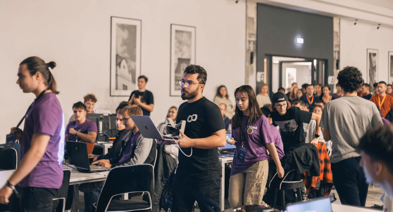 UniHack #6 - 4th Place